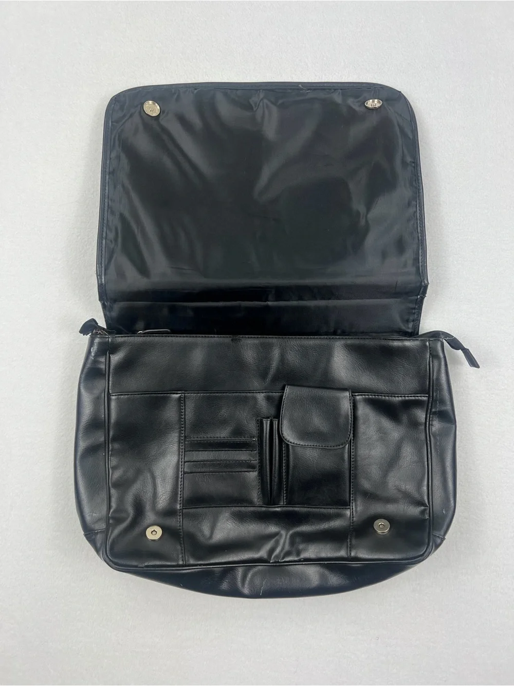 Coach Leatherwear League Messenger Commuter Black Bag Front Flap Magnet Front